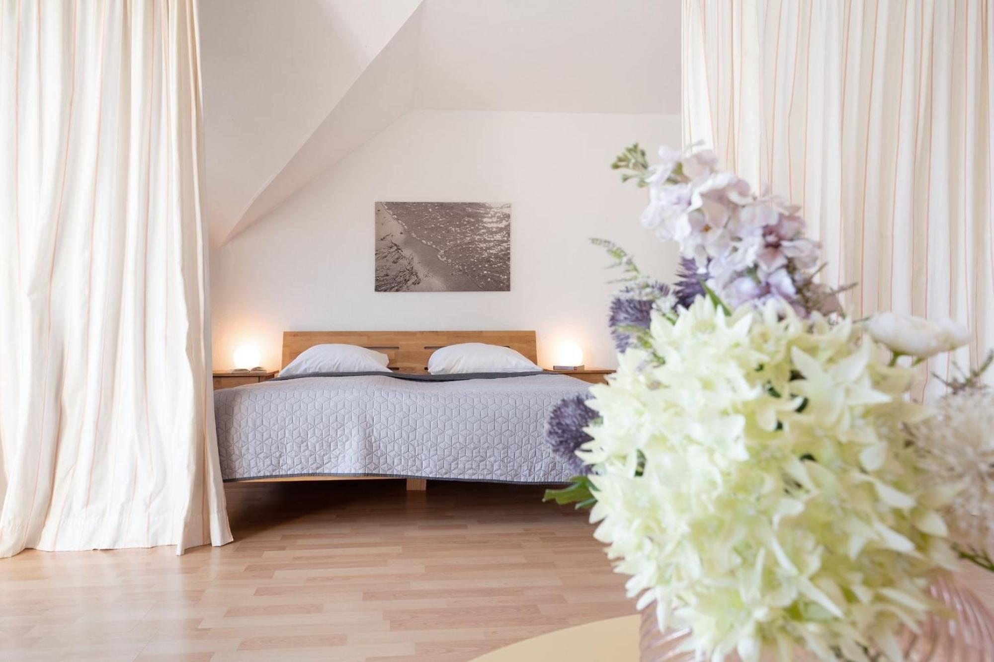Kaiserhof 42-44 Duenenrose ケレンフーゼン エクステリア 写真